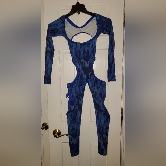 BARTENDER UNIFORM BOTTLE GIRL OUTFIT S - Picture 4 of 5